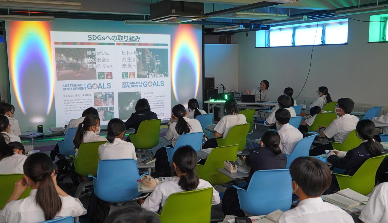 R5パイフォトニクス株式会社