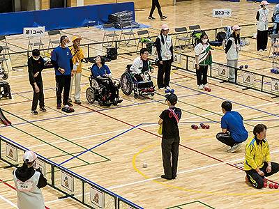 パラスポーツ大会(ボッチャ競技)