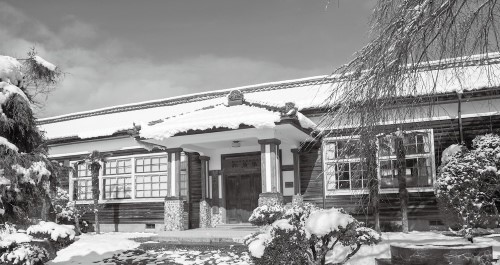 雪におおわれる杵原校舎