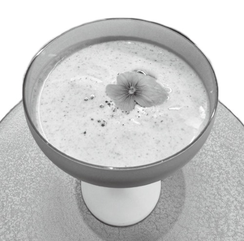 ブロッコリーと新玉ネギのスープ