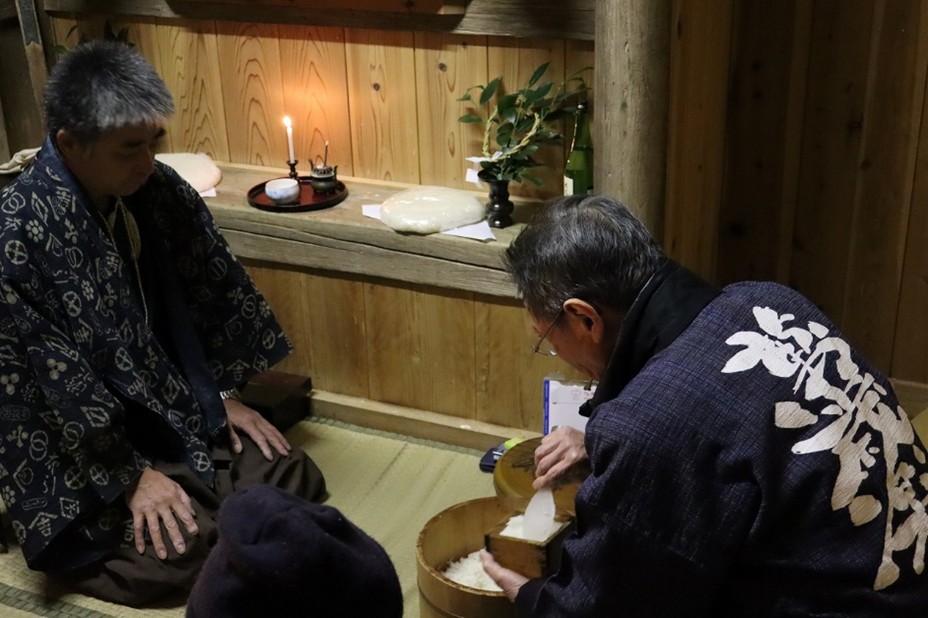 東久留女木の万歳楽R802おぶっこめし