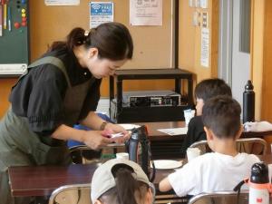 助手の野寄加織先生