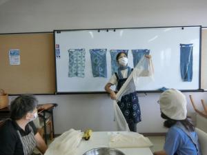 講師の中村美喜子先生