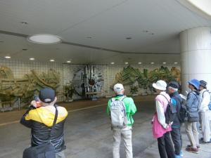 浜松駅バスターミナル「伸びゆく浜松」