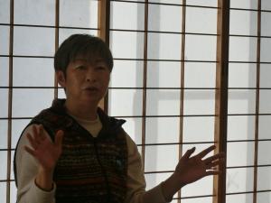 講師の相場肇美先生