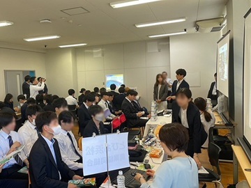市内大学での就職相談会
