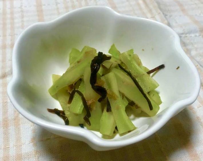 ブロッコリー塩昆布