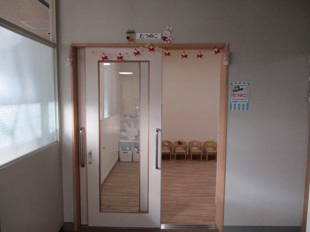 竜西キッズルーム入口